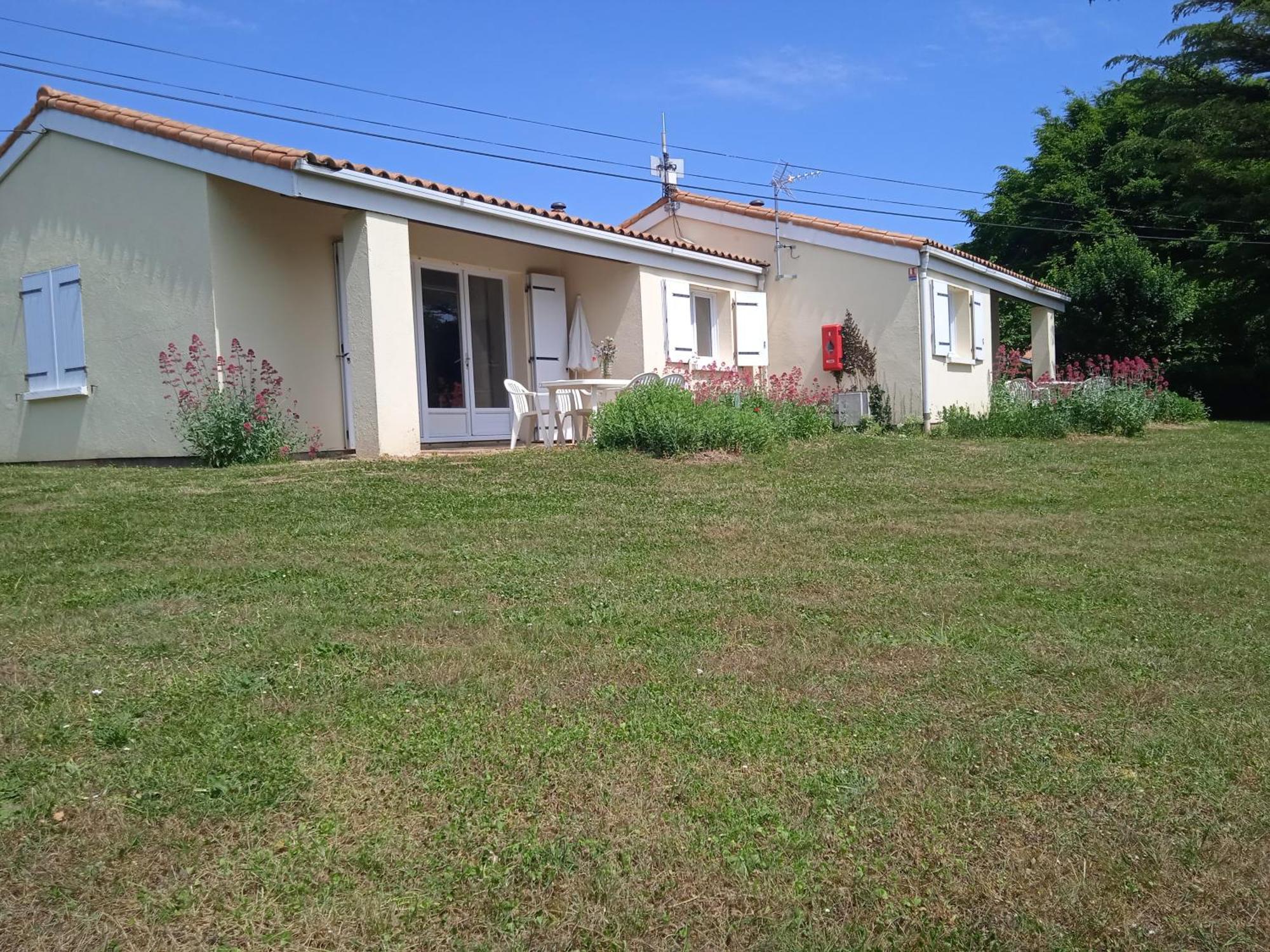 Hotel Olydea Le Lambon - Prailles-La-Couarde Zewnętrze zdjęcie